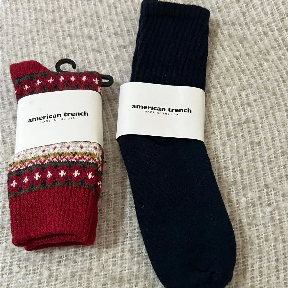 American Trench TWO pair of socks, Navy & Cotton Fair, size Women US6-10, NWT